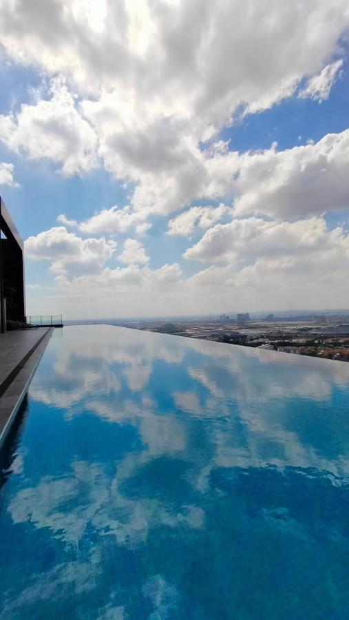 Hill10 Residence @Icity By Honeyhomestay Shah Alam Bagian luar foto